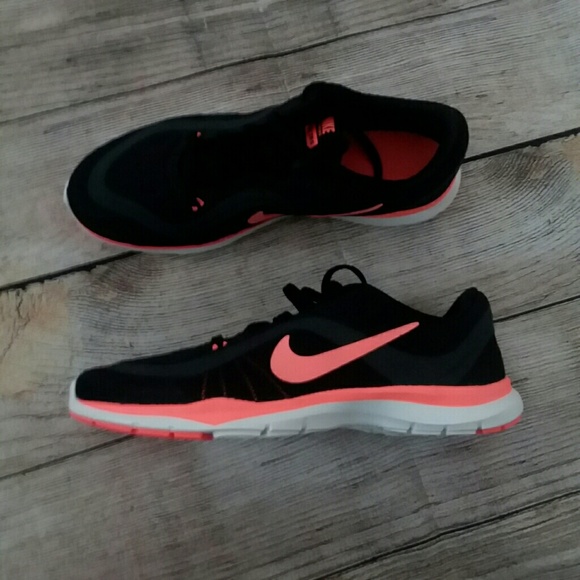 Nike Shoes - Nike Flex Trainer Black Running Sneakers Size 7
